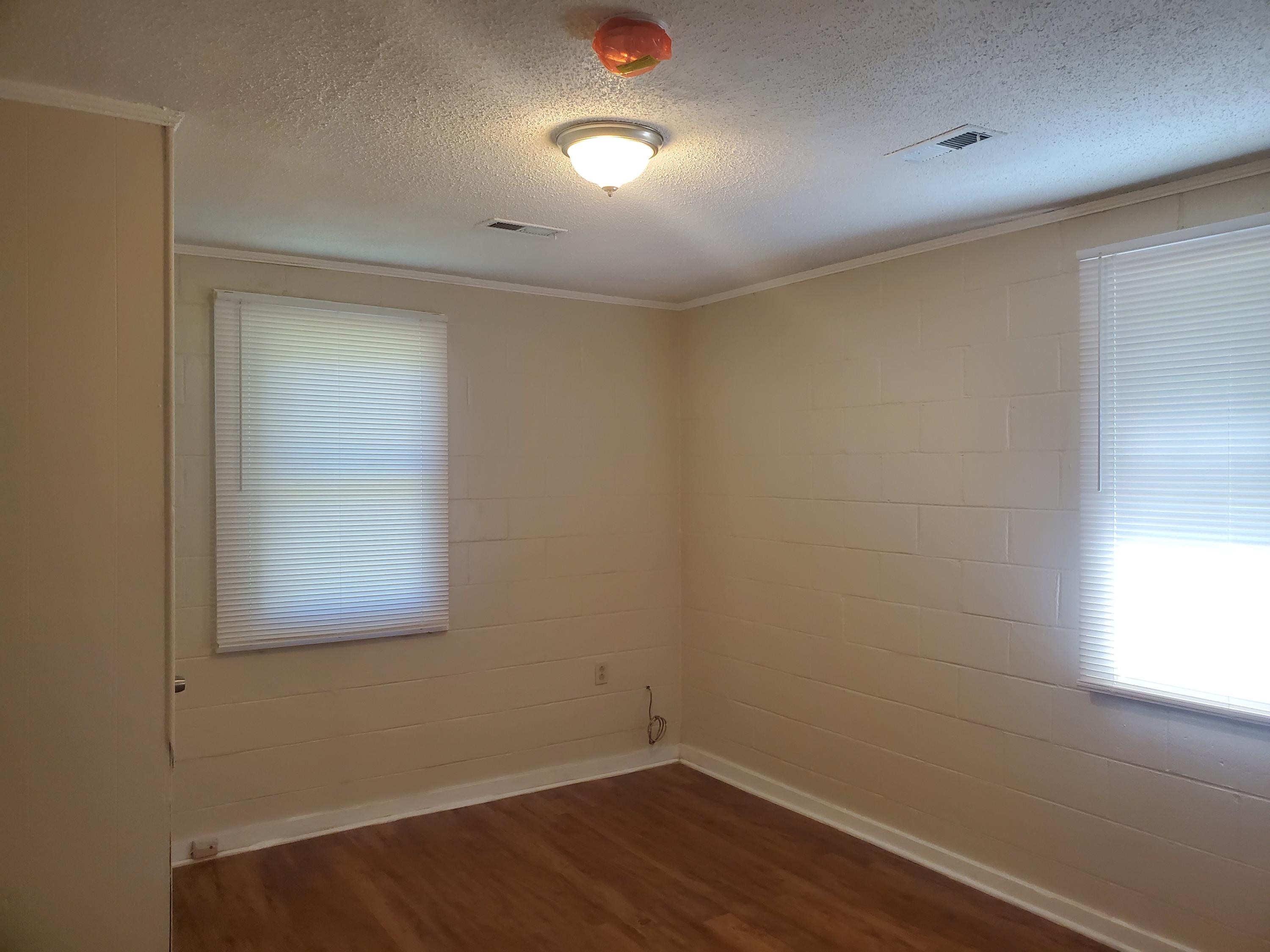 435 Rivers Street Walterboro, SC 29488 - Photo 7 of 7 20210413_112514