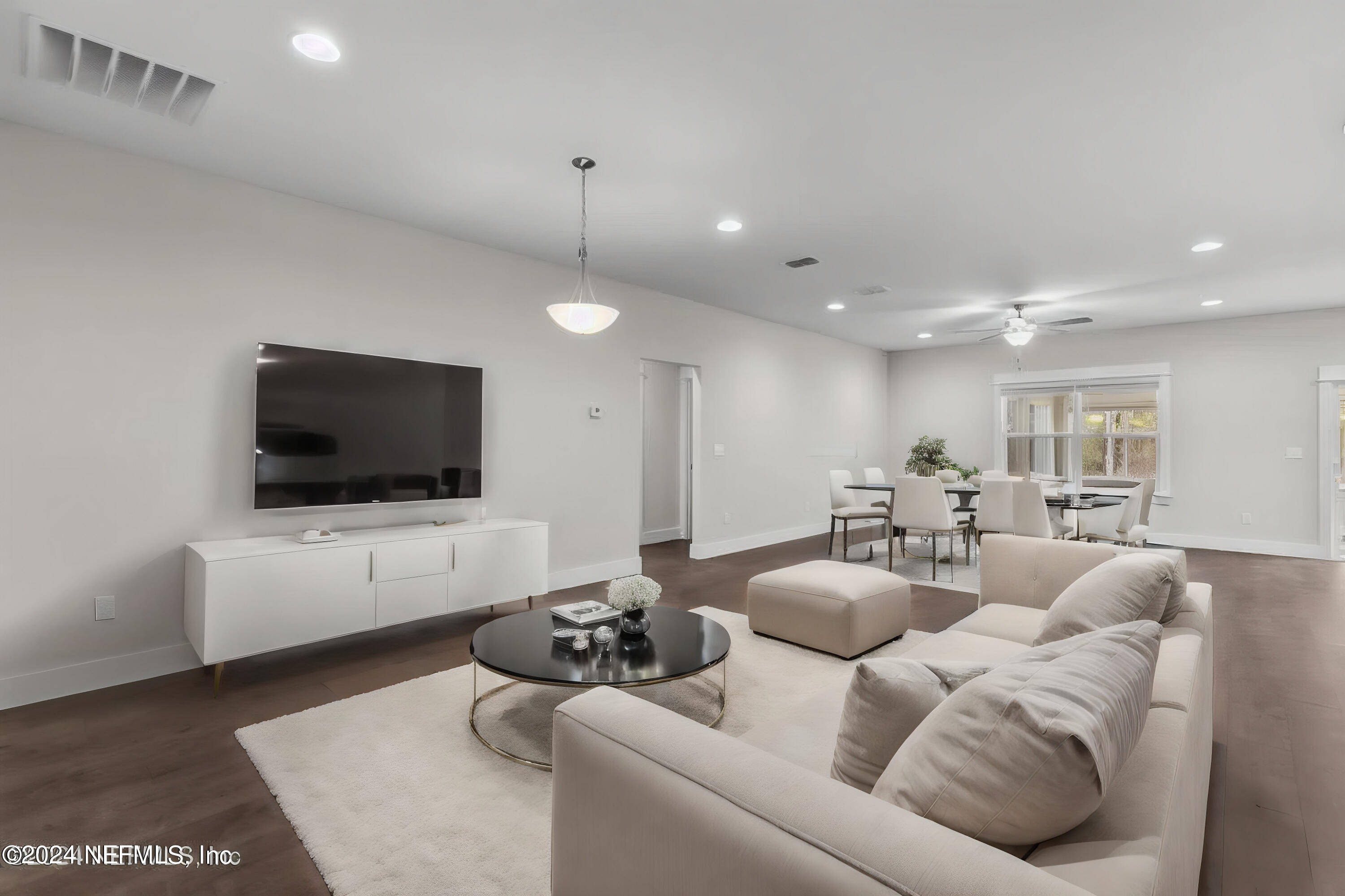 7635 South Flora Springs Road Jacksonville, FL 32219 - Photo 80 of 80 Virtual Staging AI - 2024011402260818873
