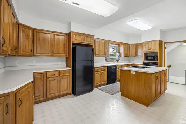 $260,000 | 1208 West Wabash Avenue, Crawfordsville, IN 47933