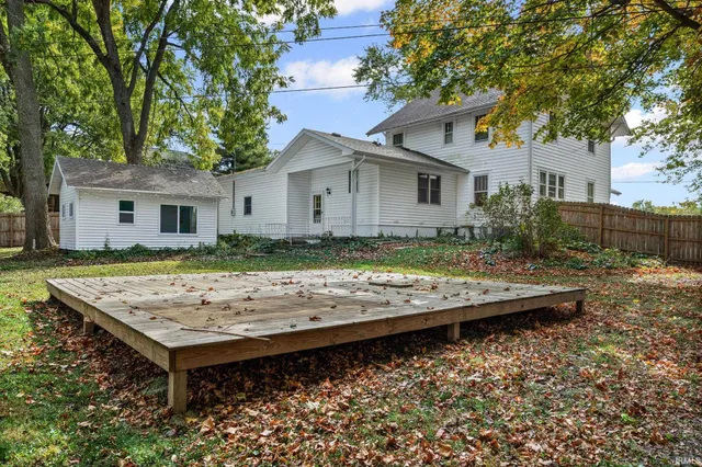 $260,000 | 1208 West Wabash Avenue, Crawfordsville, IN 47933