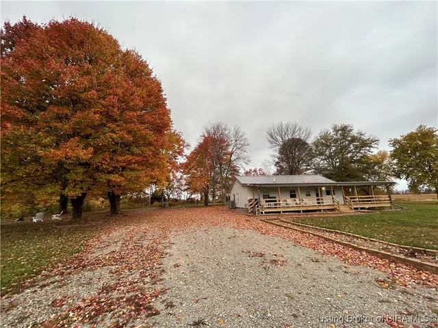 $524,495 | 2506 South Mt Zion Church Road, Pekin, IN 47165