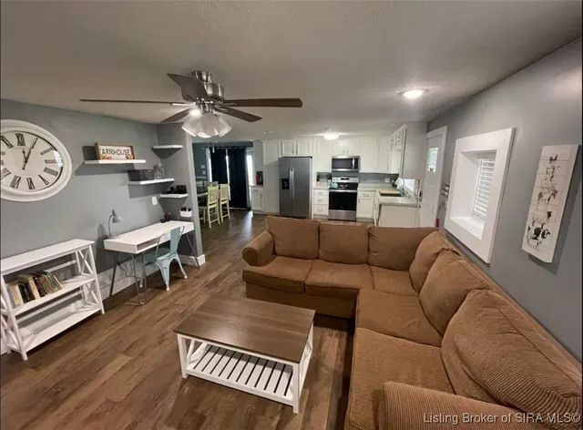 $524,495 | 2506 South Mt Zion Church Road, Pekin, IN 47165