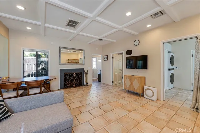 $2,750 | 1853 Allen Avenue, Pasadena, CA 91104