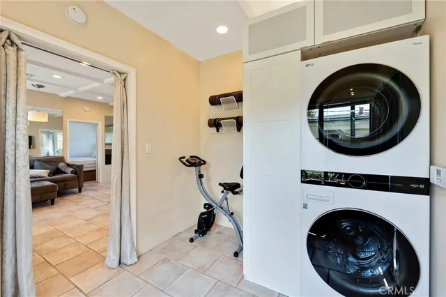 $2,750 | 1853 Allen Avenue, Pasadena, CA 91104