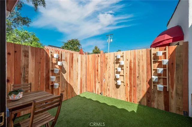 $2,750 | 1853 Allen Avenue, Pasadena, CA 91104