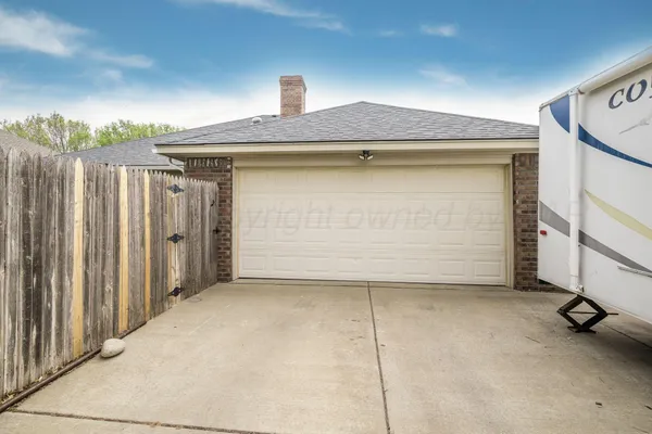 a view of a storage & utility room