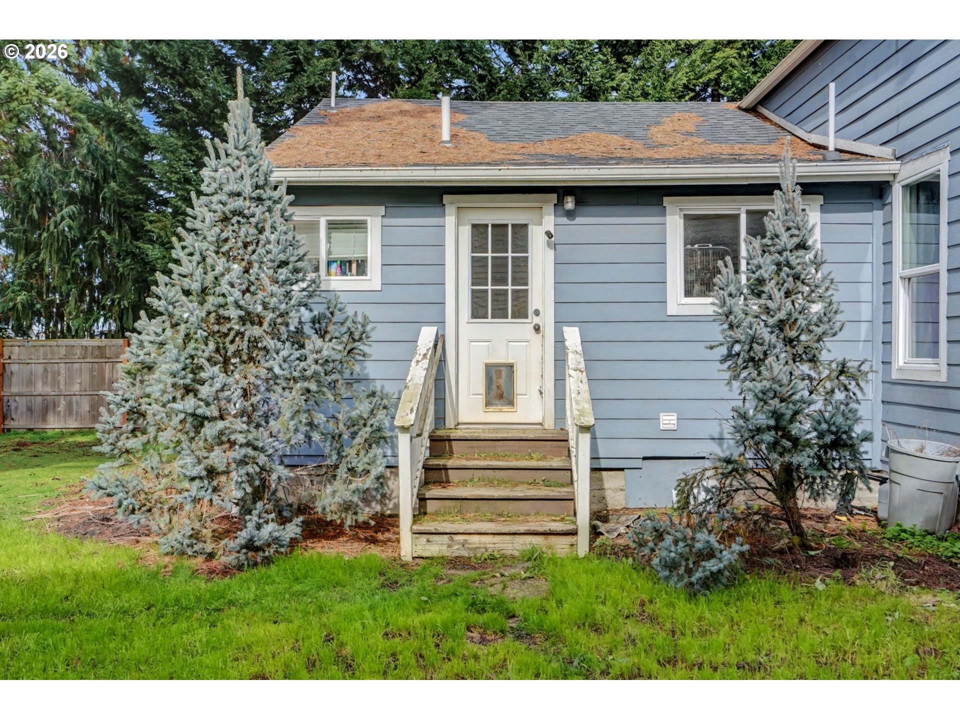 213 Mill Street Silverton, OR 97381 - Photo 22 of 25 a view of a house with a yard