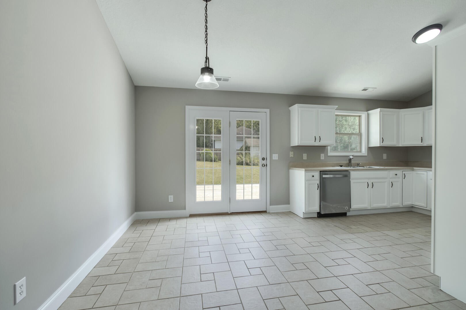 1718 Cunningham Road Knoxville, TN 37918 - Photo 7 of 32 Gallery Image 7