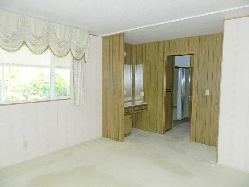 2373 Webster Road Grants Pass, OR 97526 - Photo 23 of 47 Master Bedroom with Master Bathroom