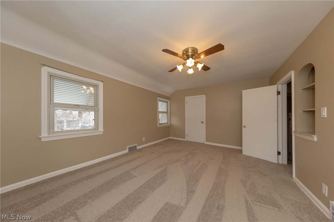 1587 Felton Road South Euclid, OH 44121 - Photo 19 of 34