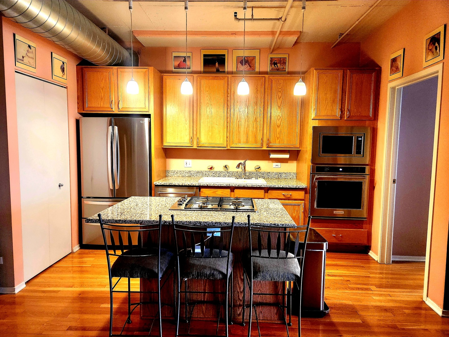 1530 South State Street, Unit 17R Chicago, IL 60605 - Photo 14 of 42