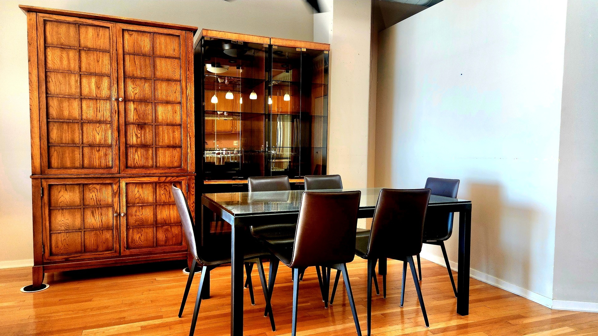 1530 South State Street, Unit 17R Chicago, IL 60605 - Photo 17 of 46 a view of a dining room with furniture and window