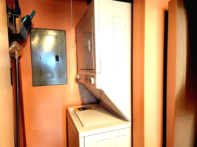 $416,000 | 1530 South State Street, Unit 17R, Chicago, IL 60605