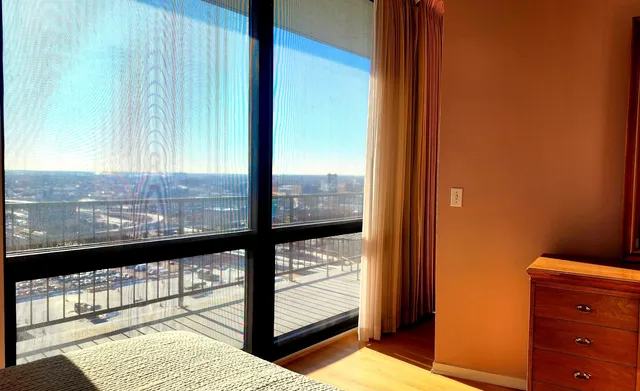 $416,000 | 1530 South State Street, Unit 17R, Chicago, IL 60605