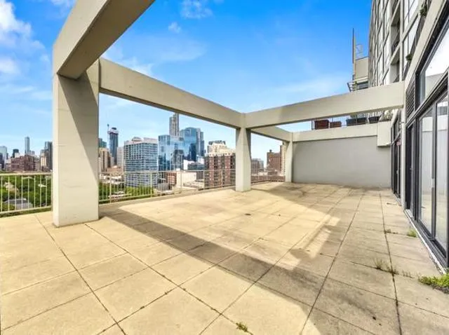 $420,000 | 1530 South State Street, Unit 17R, Chicago, IL 60605