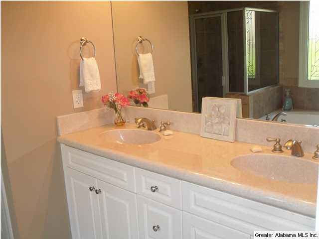 1346 Caliston Way Pelham, AL 35124 - Photo 16 of 32