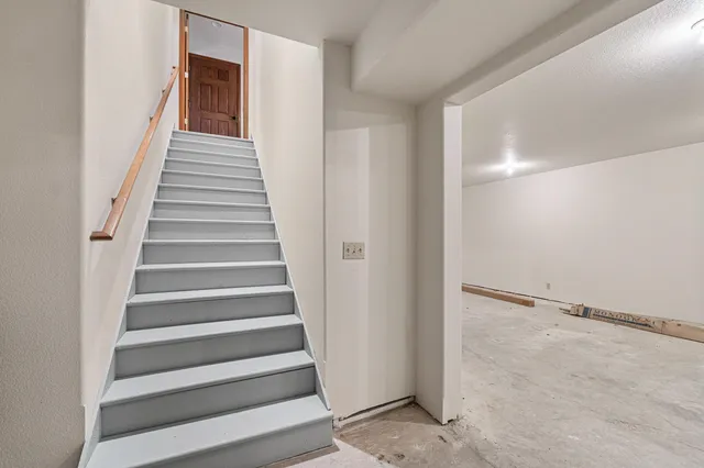 $895,000 | 1702 Eastside Road, Priest River, ID 83856