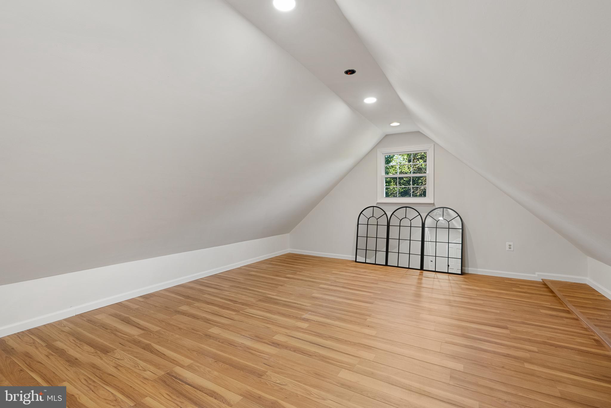 6202 State Street Cheverly, MD 20785 - Photo 19 of 34 a view of empty room with wooden floor