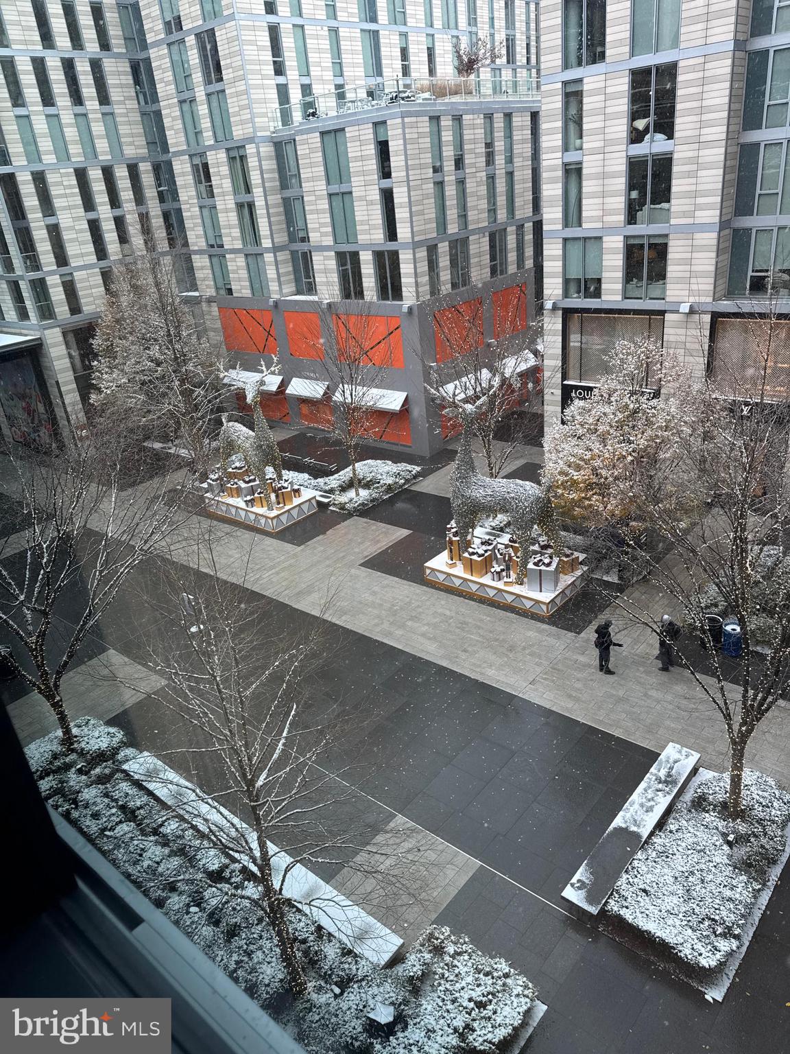 920 I Street Northwest, Unit 504505 Washington, DC 20001 - Photo 2 of 17 a view of swimming pool with outdoor seating