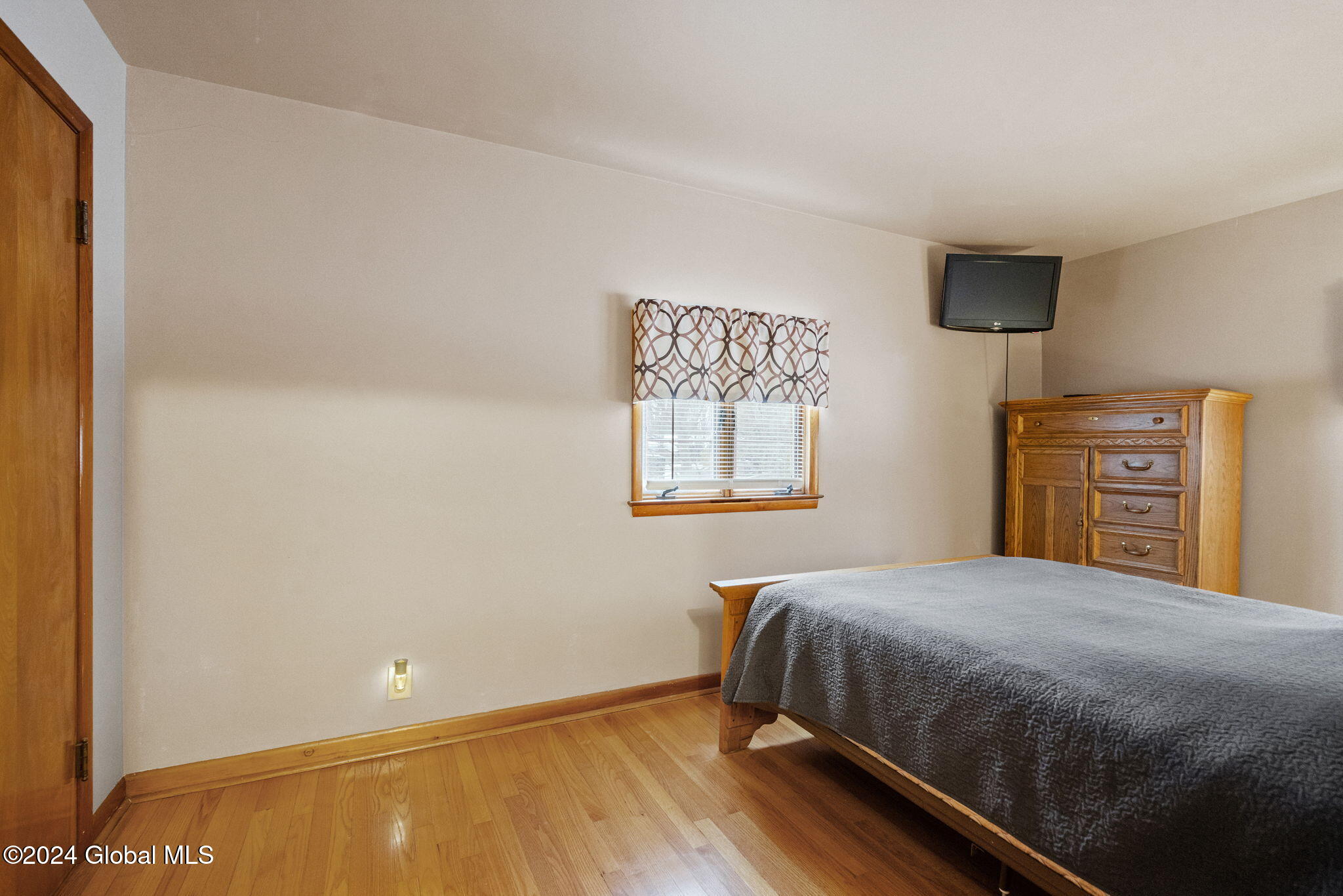 2801 Consaul Road Schenectady, NY 12304 - Photo 8 of 41 27-web-or-mls-2801-consaul-rd