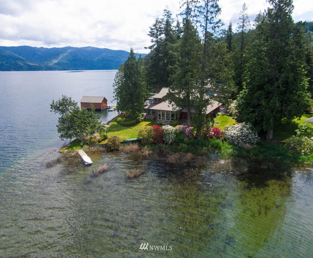 51 Strawberry Point Road Bellingham, WA 98229 - Photo 1 of 25 Gallery Image 1
