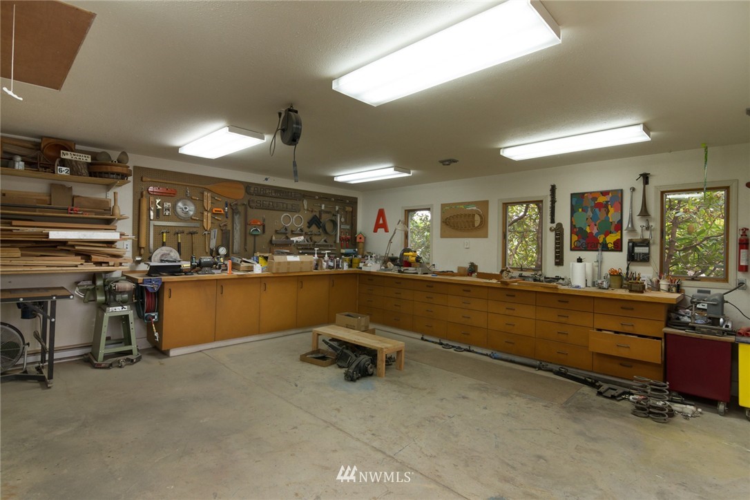 51 Strawberry Point Road Bellingham, WA 98229 - Photo 11 of 25 Gallery Image 11