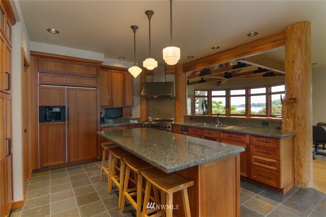 51 Strawberry Point Road Bellingham, WA 98229 - Photo 15 of 25 Gallery Image 15