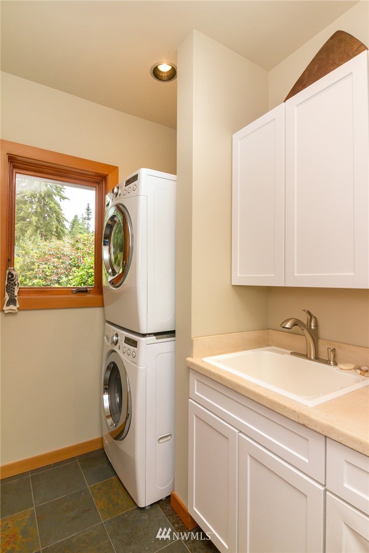 51 Strawberry Point Road Bellingham, WA 98229 - Photo 23 of 25 Gallery Image 23