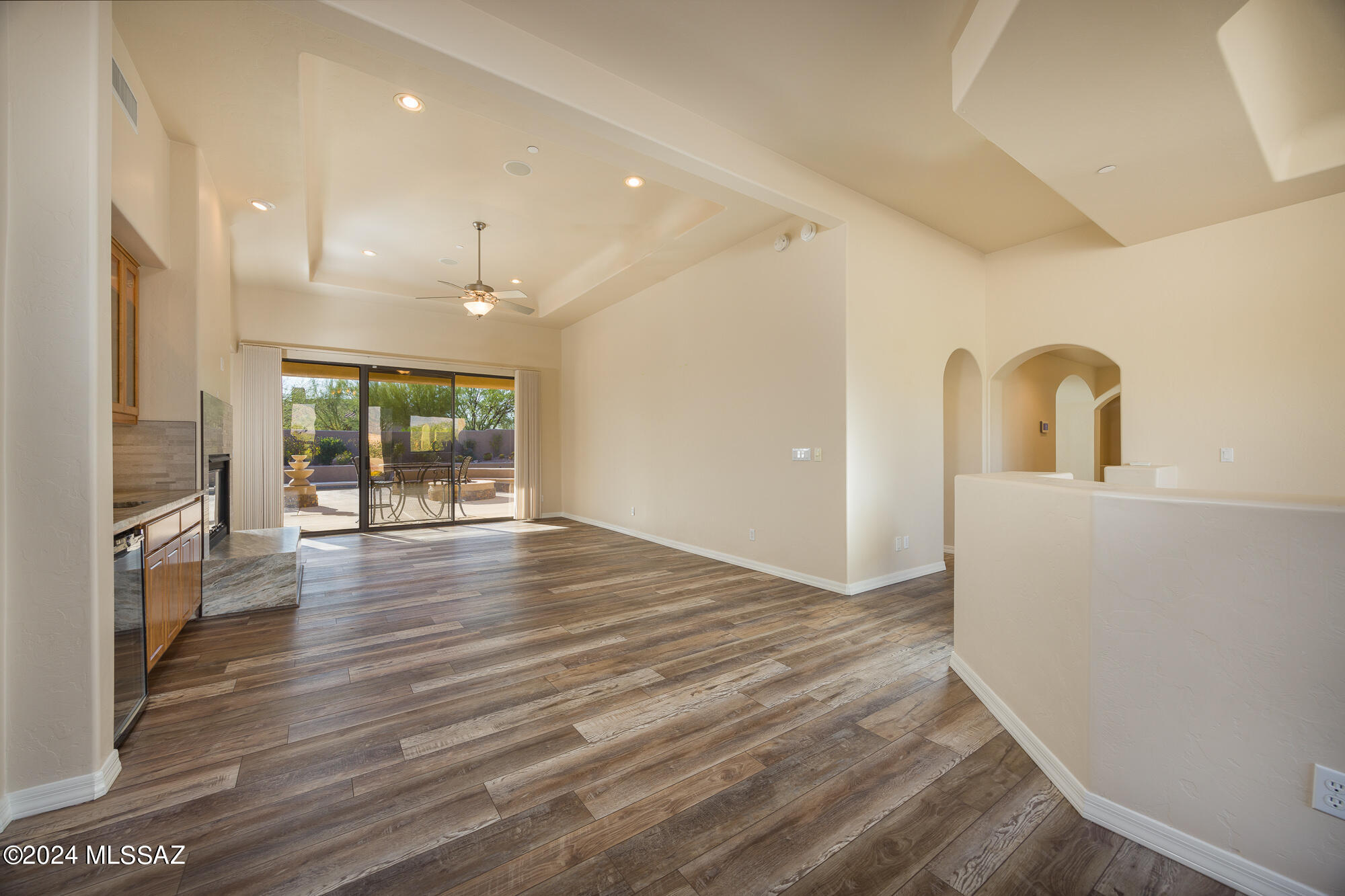 12345 North Reflection Ridge Drive Oro Valley, AZ 85755 - Photo 4 of 48