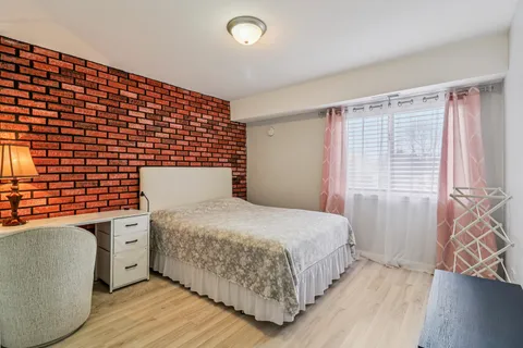 $265,000 | 3300 North Carriageway Drive, Unit 309, Arlington Heights, IL 60004