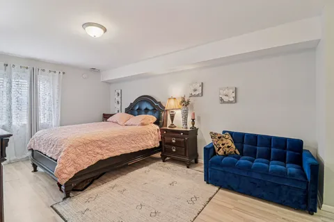 $265,000 | 3300 North Carriageway Drive, Unit 309, Arlington Heights, IL 60004