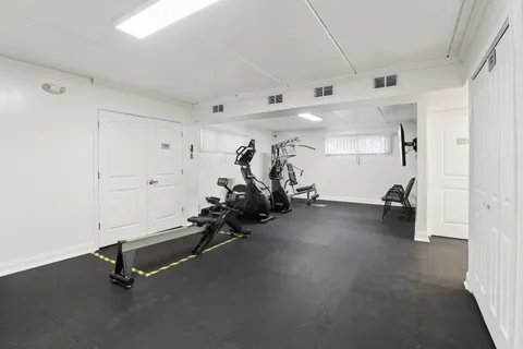 $265,000 | 3300 North Carriageway Drive, Unit 309, Arlington Heights, IL 60004