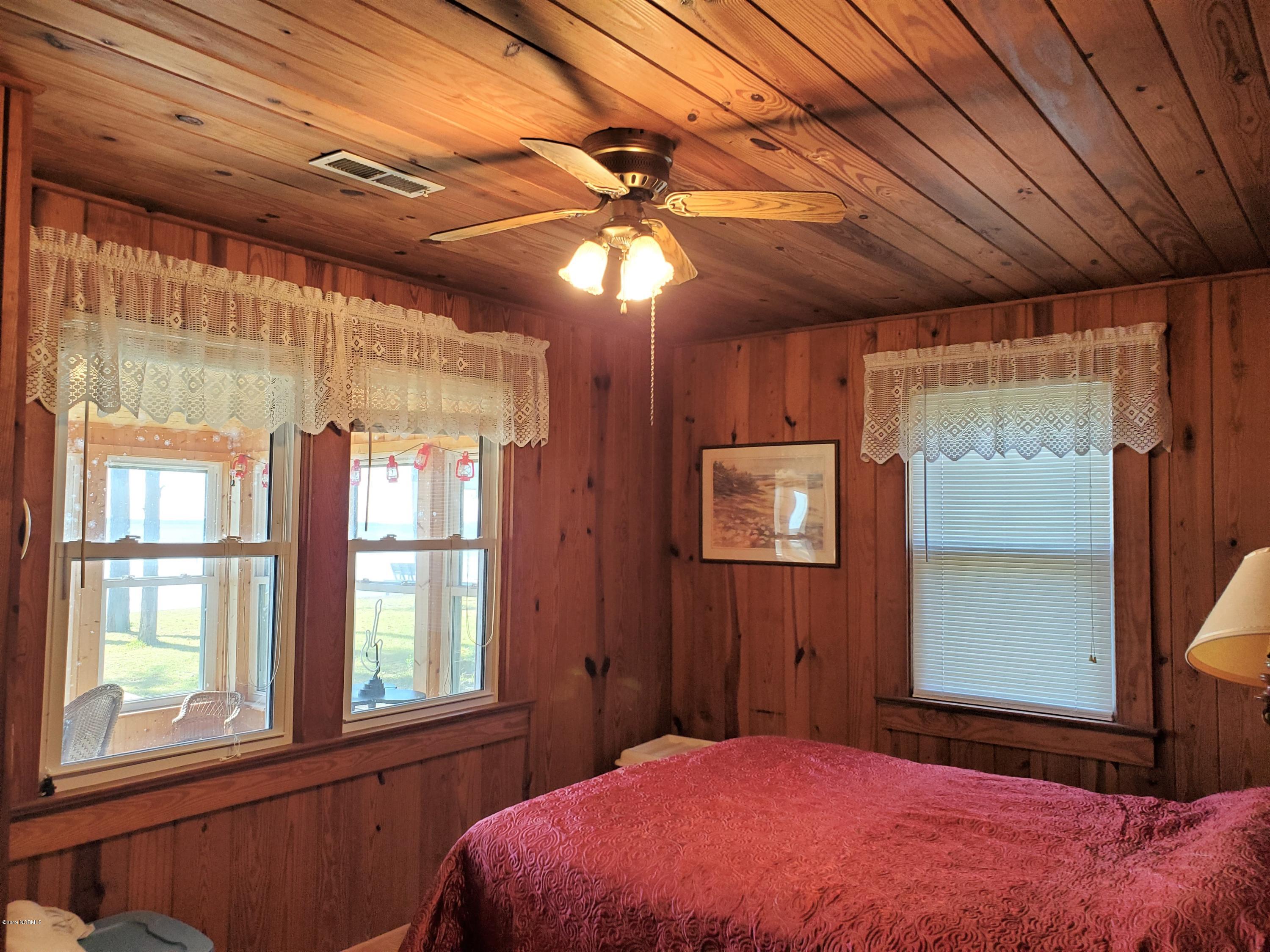 757 Island View Road Bath, NC 27808 - Photo 11 of 18 20191109_124335