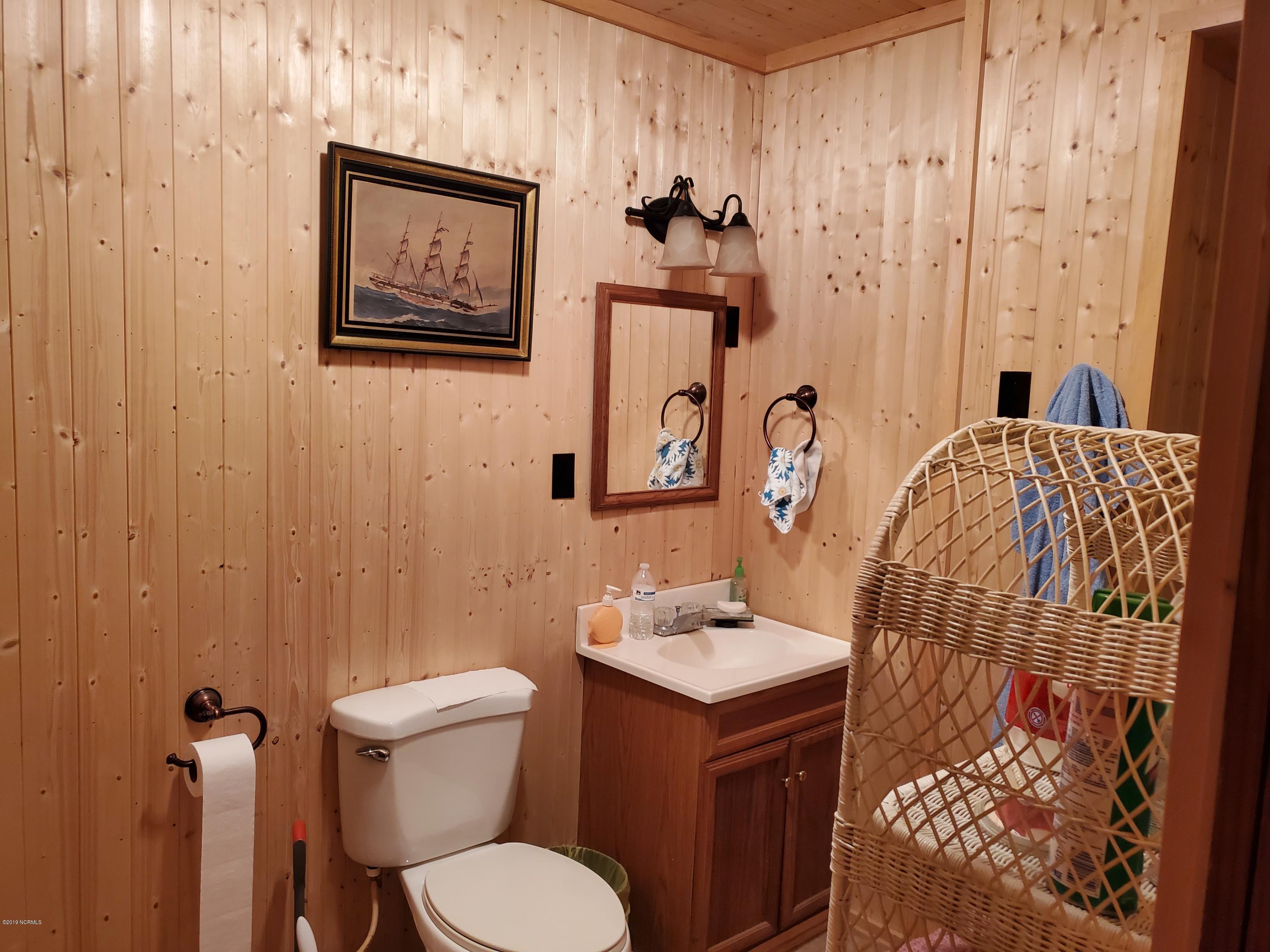 757 Island View Road Bath, NC 27808 - Photo 13 of 18 20191109_124425