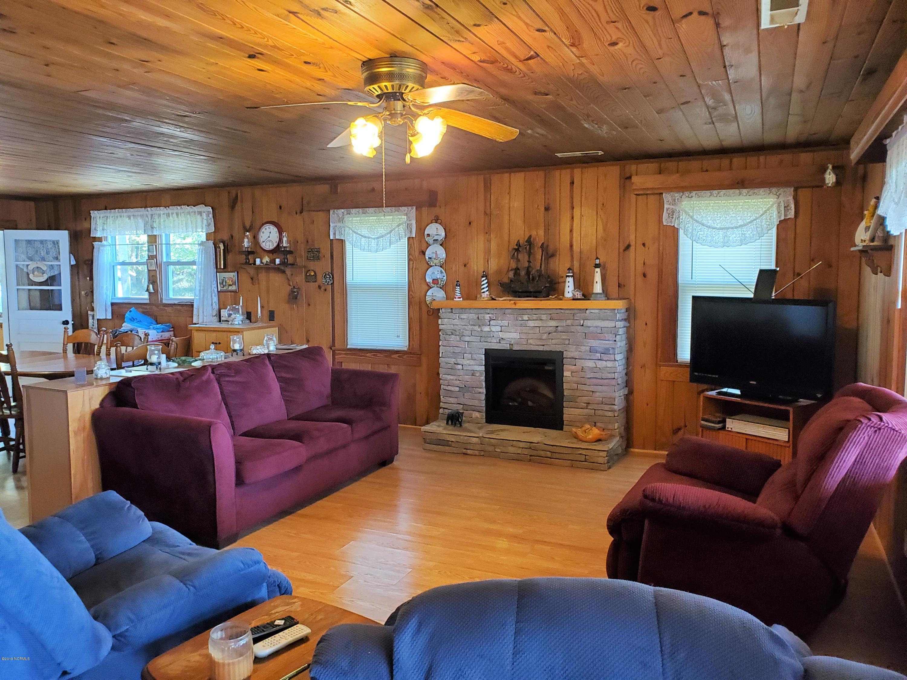757 Island View Road Bath, NC 27808 - Photo 7 of 18 20191109_123947