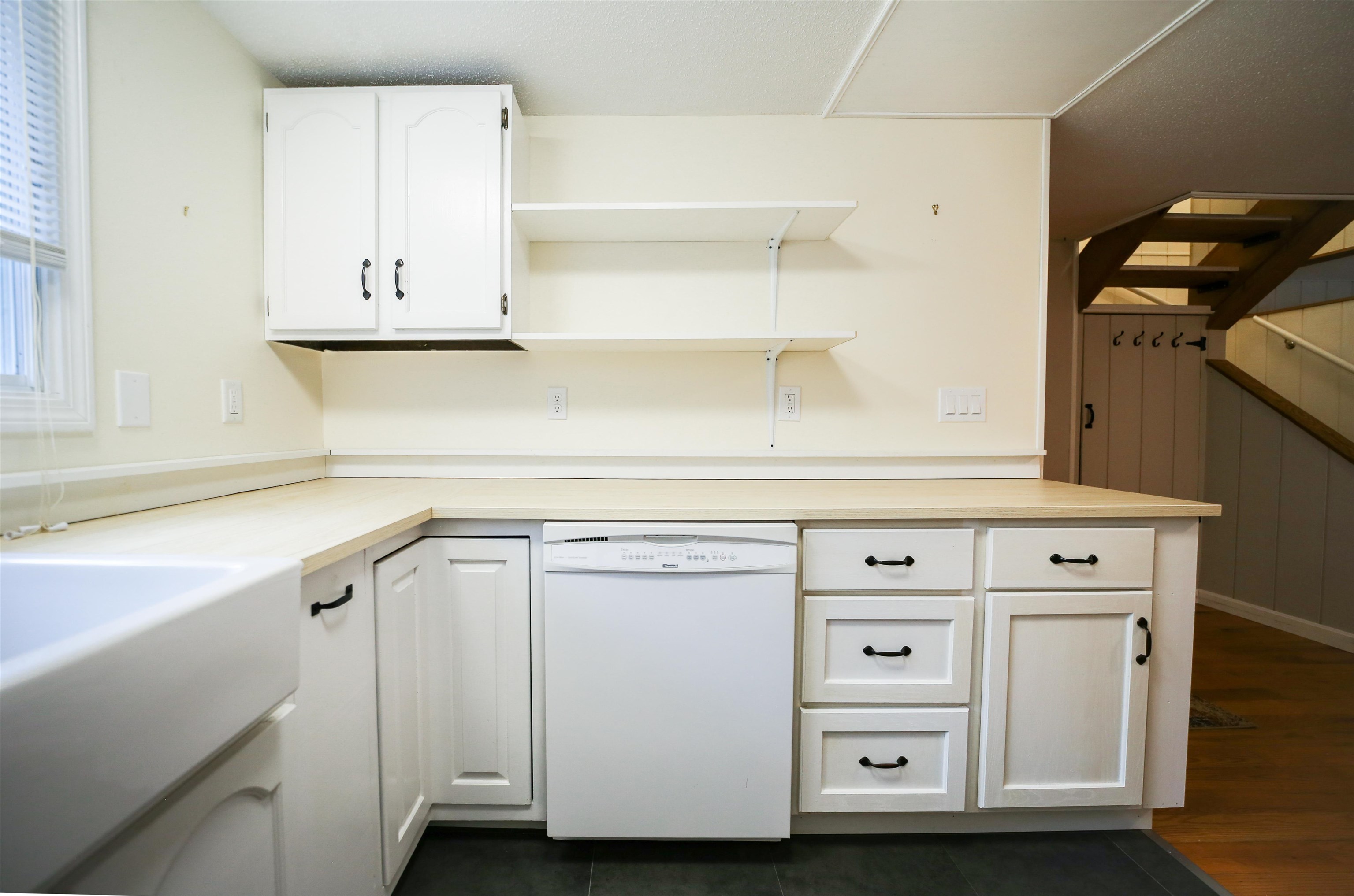 26 Orris Road, Unit 5 Thornton, NH 03285 - Photo 4 of 37 Gallery Image 4