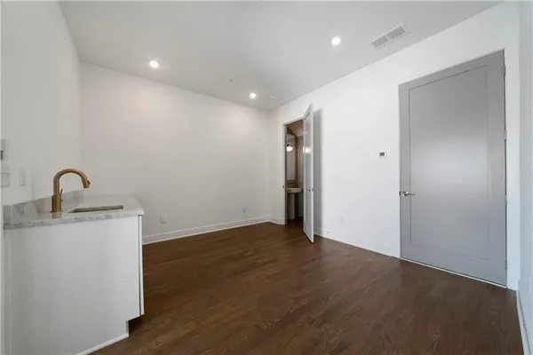 $5,000 | 2347 Hosea L Williams Drive Southeast, Unit 14, Atlanta, GA 30317