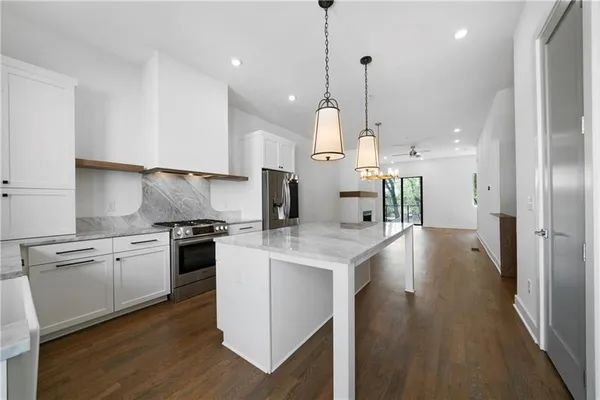 $5,000 | 2347 Hosea L Williams Drive Southeast, Unit 14, Atlanta, GA 30317