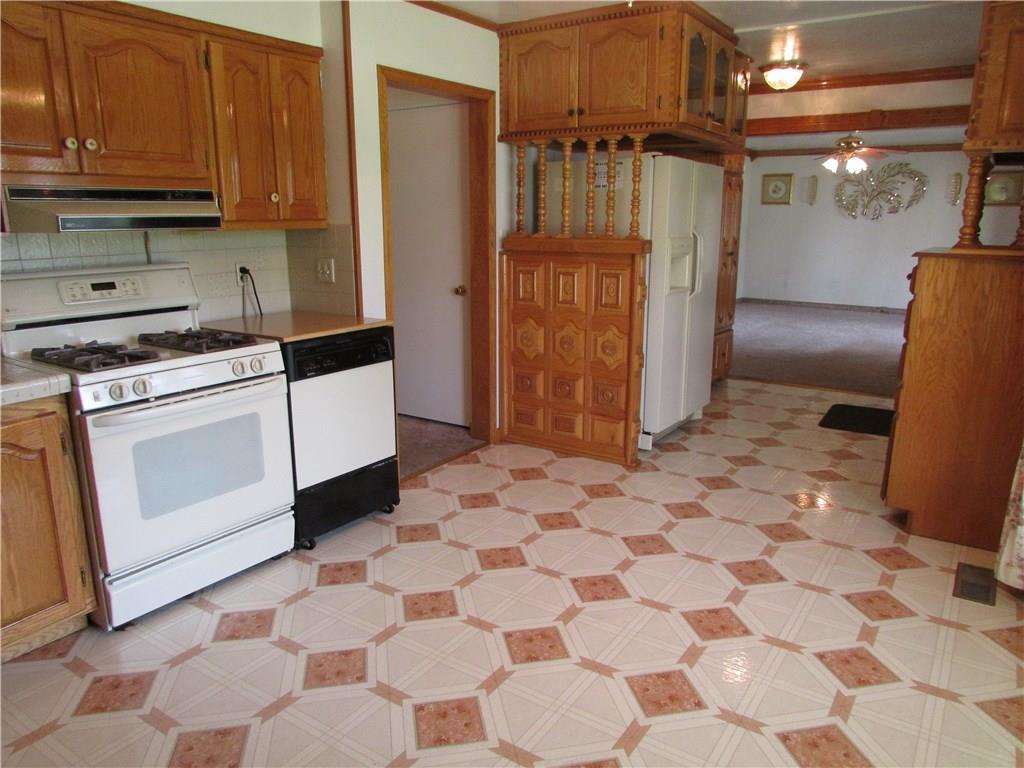 98 Devils Den Road Burgettstown, PA 15021 - Photo 11 of 23 Gallery Image 11