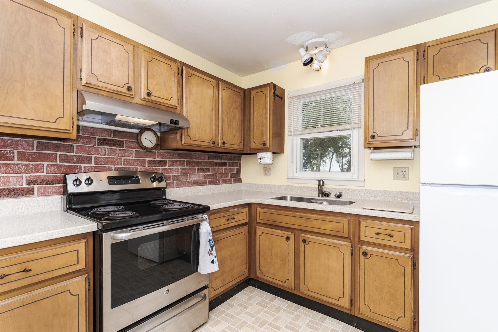 14235 North 1775 E Road Pontiac, IL 61764 - Photo 6 of 54 Gallery Image 6