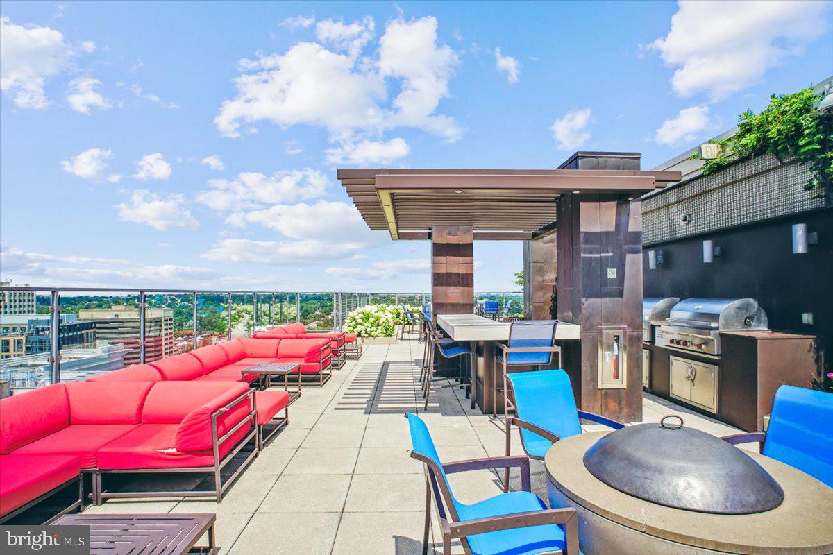 851 North Glebe Road, Unit 1003 Arlington, VA 22203 - Photo 34 of 73