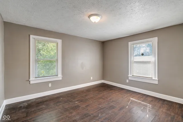 $1,650 | 717 North Grant Avenue, Indianapolis, IN 46201