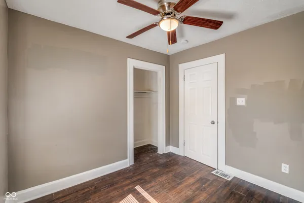 $1,500 | 717 North Grant Avenue, Indianapolis, IN 46201