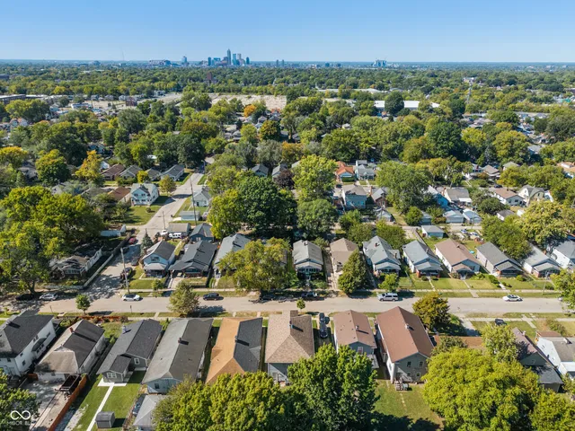 $1,650 | 717 North Grant Avenue, Indianapolis, IN 46201