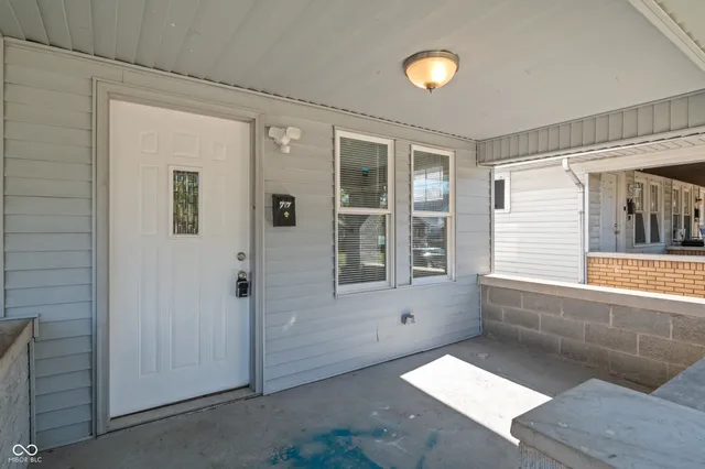 $1,650 | 717 North Grant Avenue, Indianapolis, IN 46201