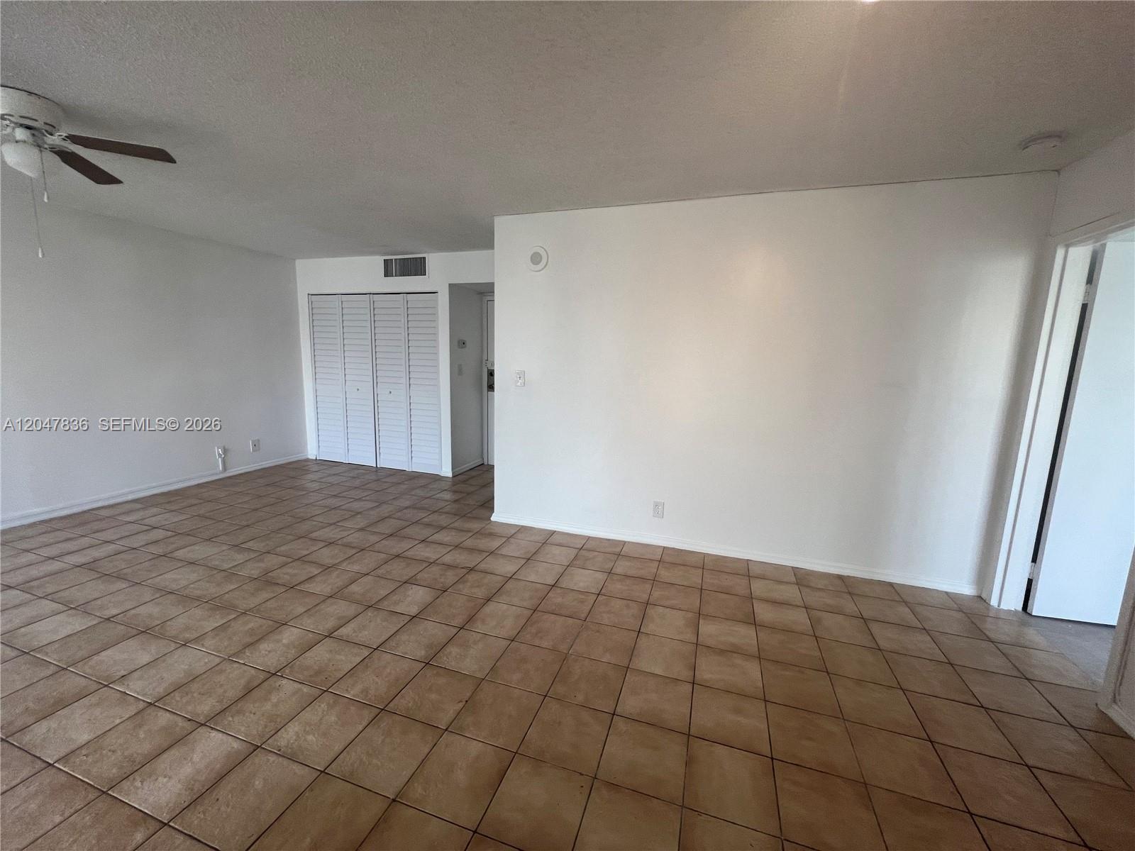 17011 North Bay Road, Unit 816 Sunny Isles Beach, FL 33160 - Photo 5 of 19