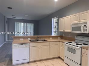 1969 Freeport Drive, Unit 1969 Riviera Beach, FL 33404 - Photo 10 of 11