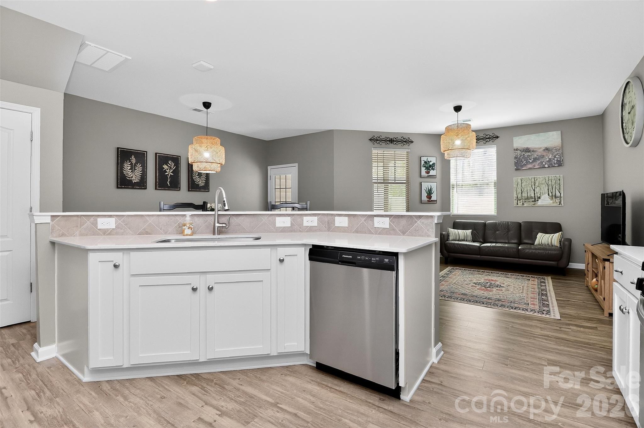 276 Ascot Run Way Fort Mill, SC 29715 - Photo 8 of 30