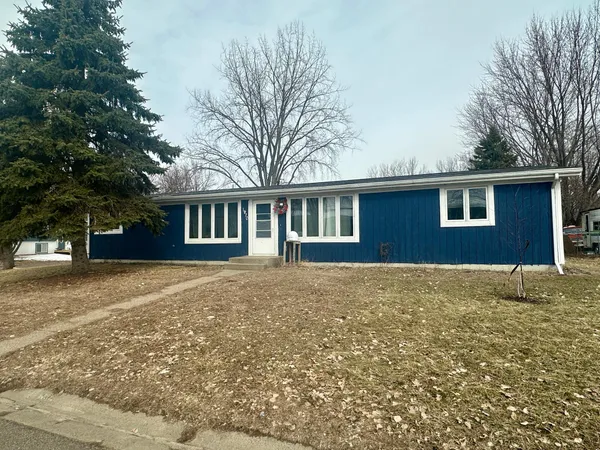 $299,500 | 1970 Robin Lane South, Centerville, MN 55038