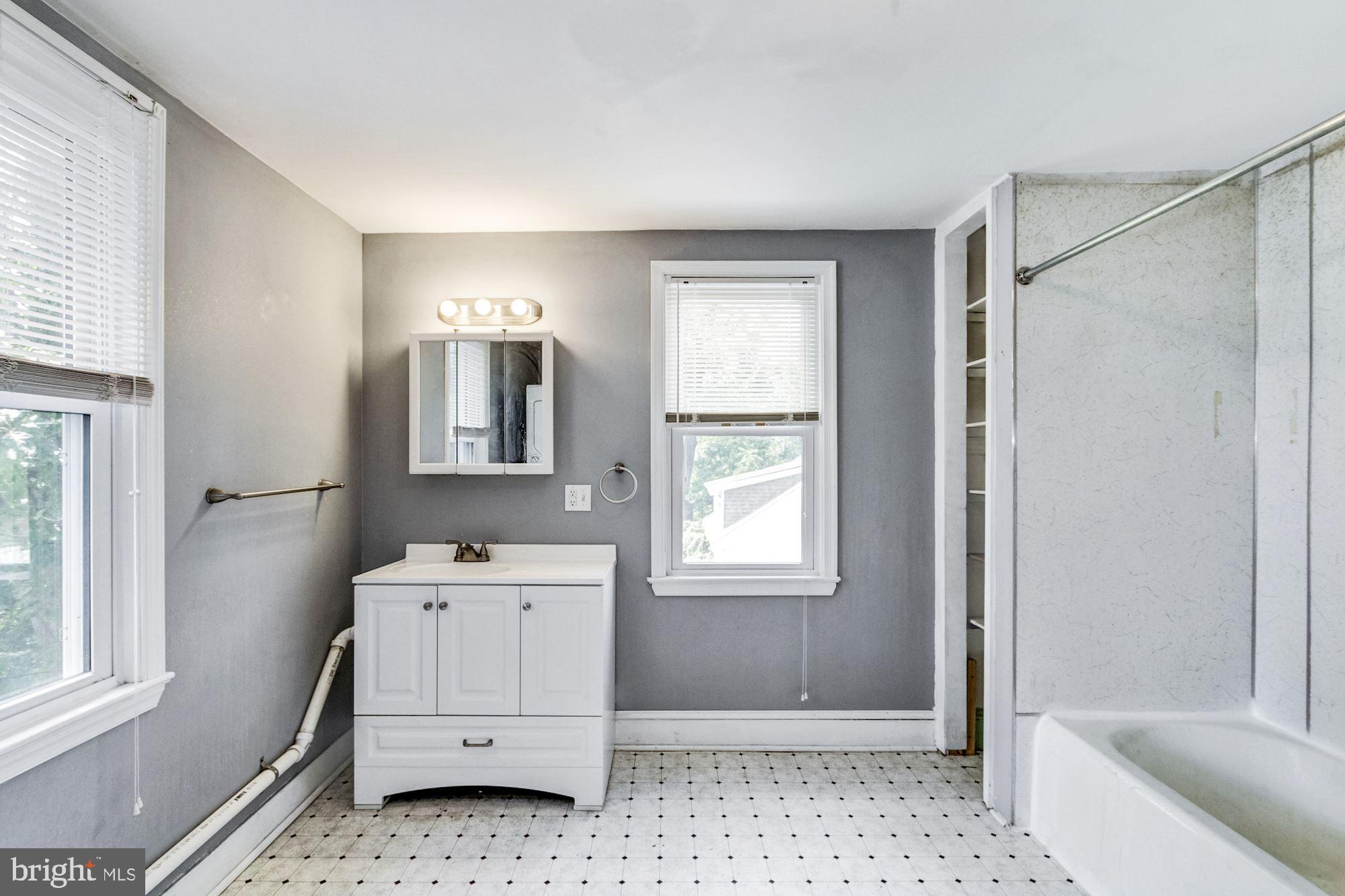 328 Knight Road Ambler, PA 19002 - Photo 14 of 44 Gallery Image 14
